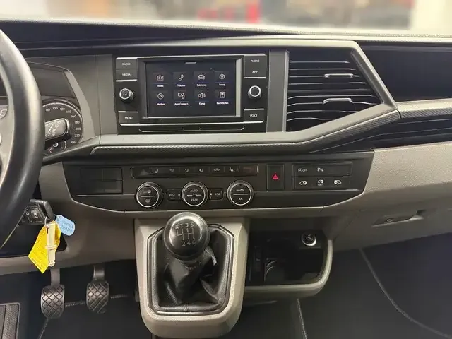 Volkswagen T6 Transporter