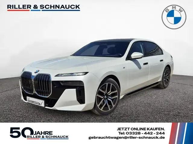 BMW 740