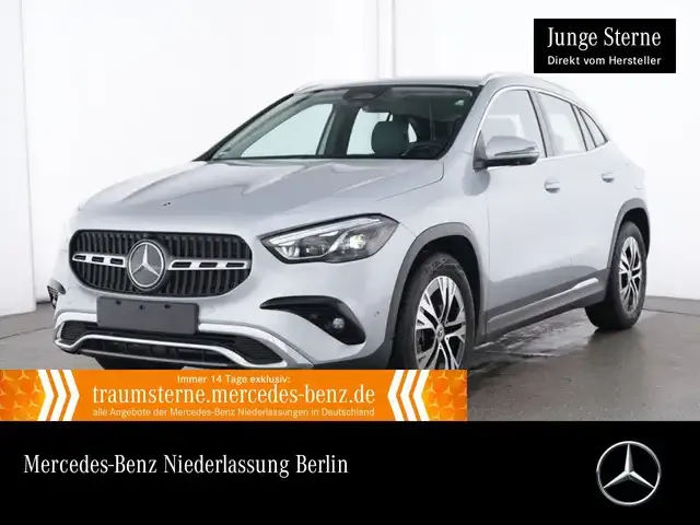 Mercedes-Benz GLA 220