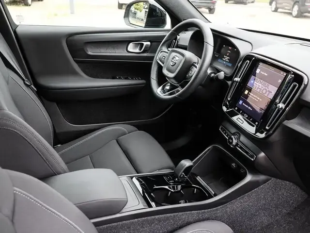 Volvo C40