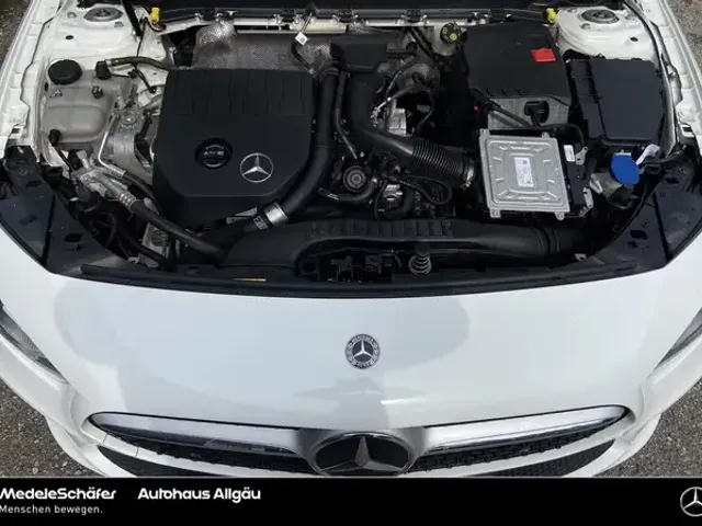Mercedes-Benz A 180