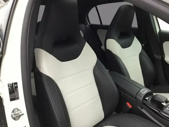 Mercedes-Benz A 35 AMG