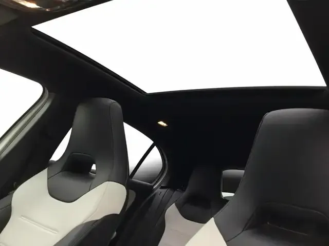 Mercedes-Benz A 35 AMG