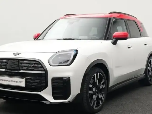 MINI Cooper SE Countryman