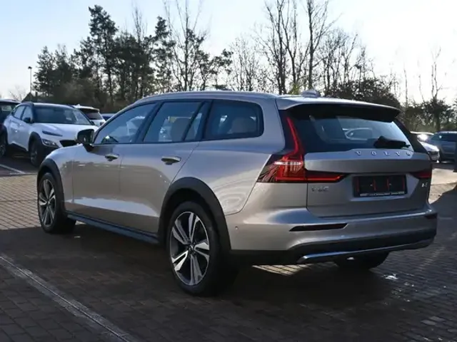 Volvo V60 Cross Country