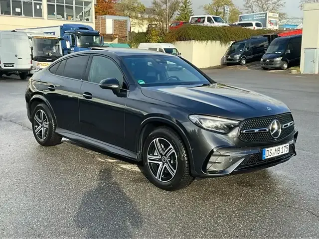 Mercedes-Benz GLC 220