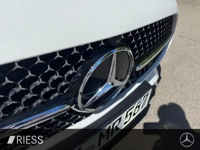 Mercedes-Benz CLE 200