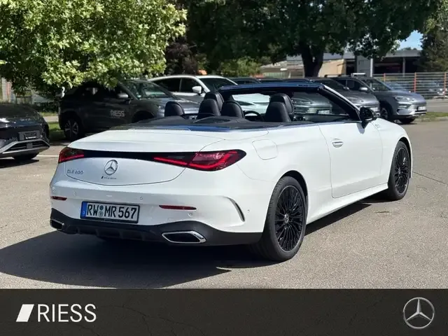 Mercedes-Benz CLE 200