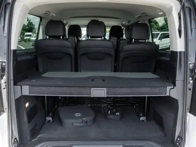 Mercedes-Benz EQV 300