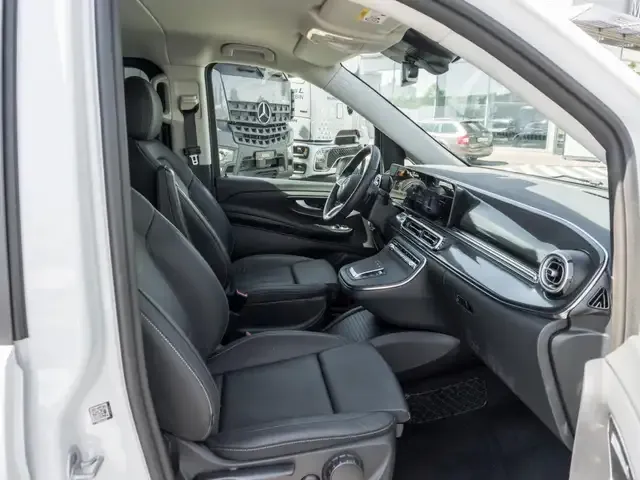 Mercedes-Benz EQV 300