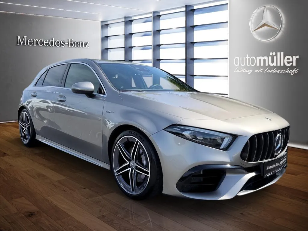 Mercedes-Benz A 45 AMG