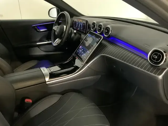 Mercedes-Benz C 220