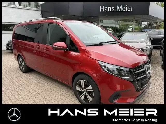 Mercedes-Benz V 220