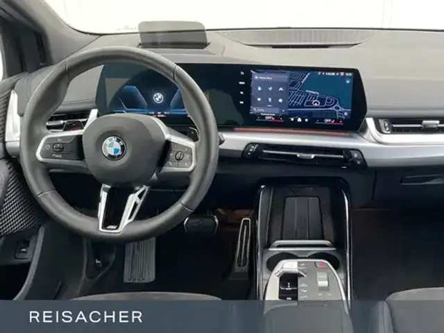 BMW 220