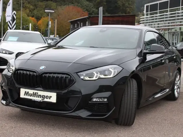 BMW 220