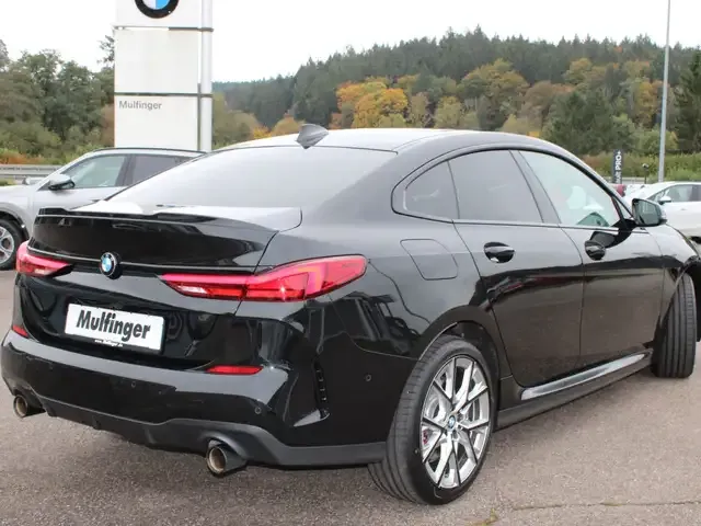 BMW 220
