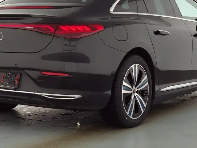 Mercedes-Benz EQE 350