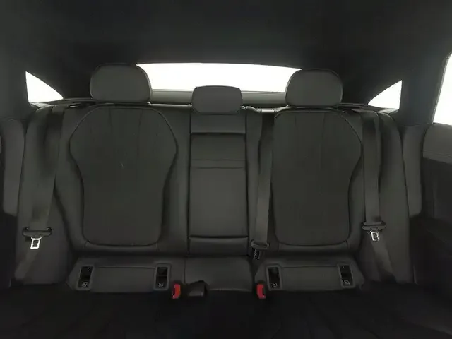 Mercedes-Benz EQE 350