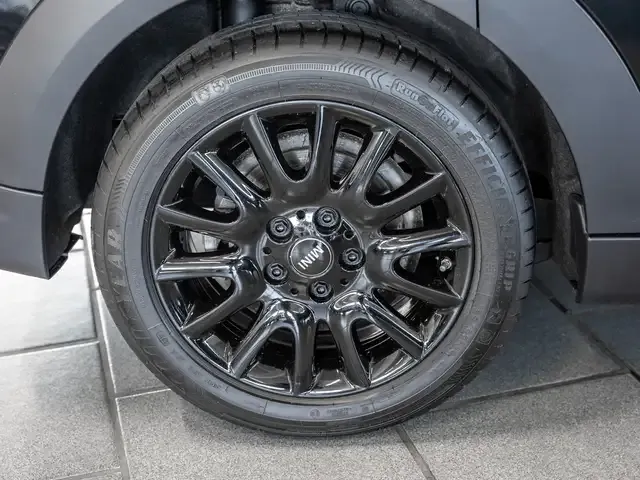 MINI One