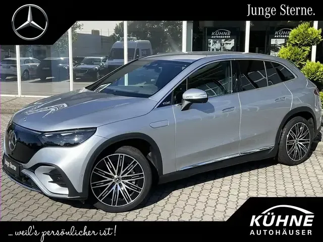 Mercedes-Benz EQE SUV