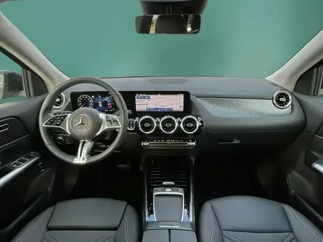 Mercedes-Benz GLA 180
