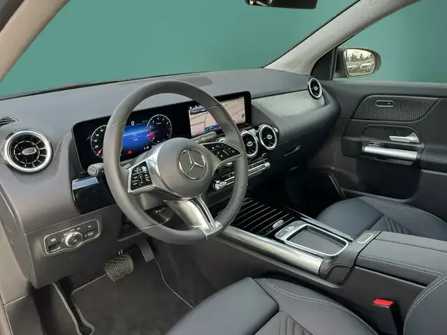 Mercedes-Benz GLA 180