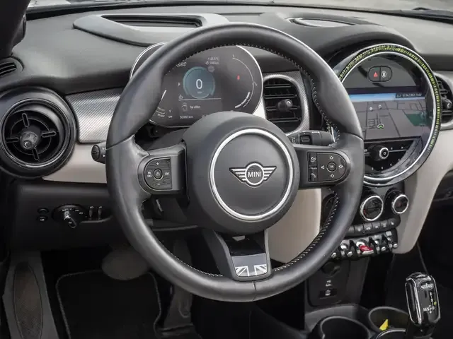 MINI Cooper Cabrio