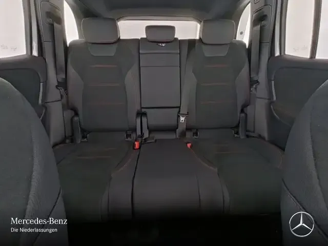Mercedes-Benz EQB 250
