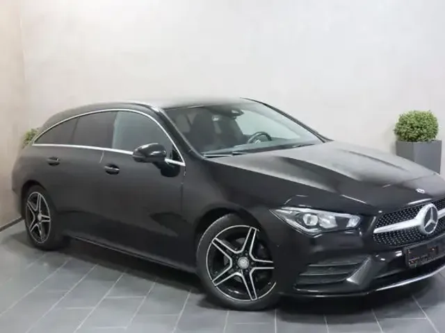 Mercedes-Benz CLA 180