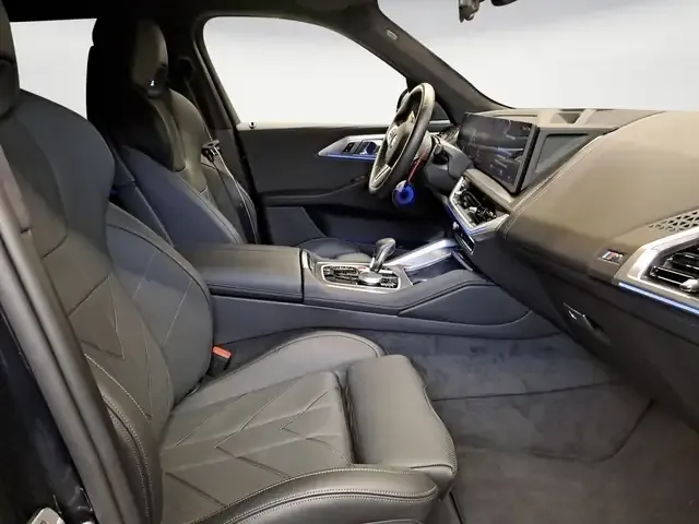 BMW XM