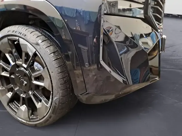 BMW XM