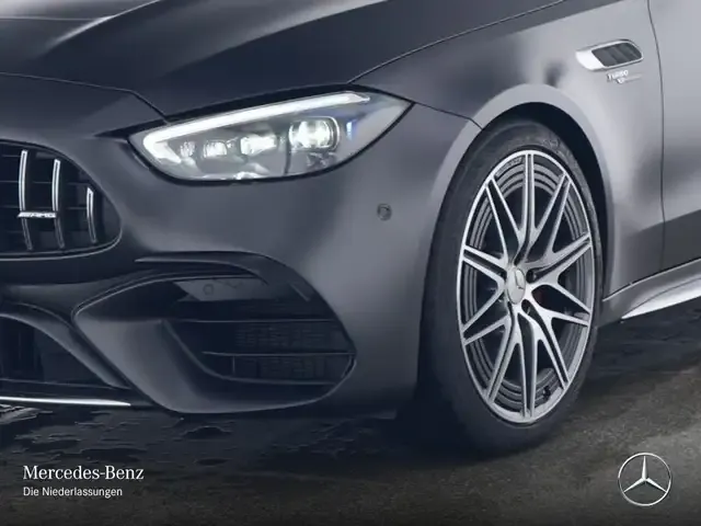 Mercedes-Benz C 63 AMG
