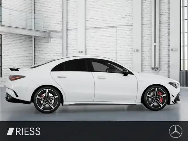 Mercedes-Benz CLA 45 AMG
