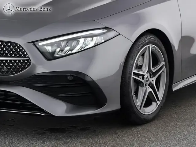 Mercedes-Benz A 220