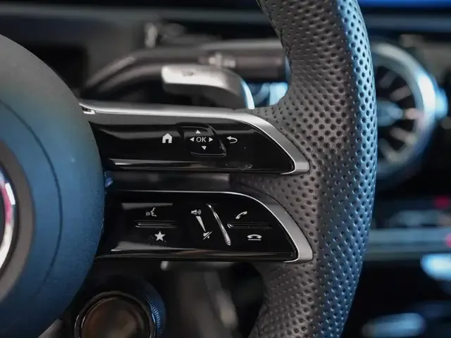 Mercedes-Benz CLA 35 AMG