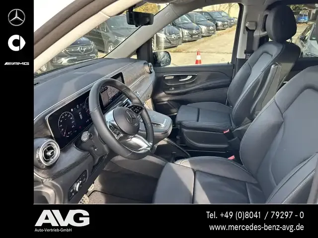 Mercedes-Benz V 250