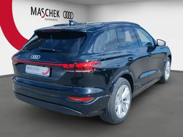 Audi Q6