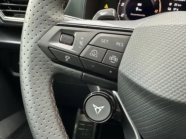 CUPRA Leon