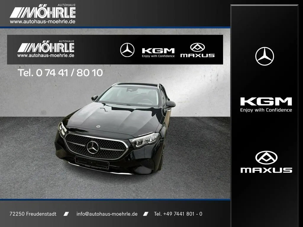 Mercedes-Benz E 220