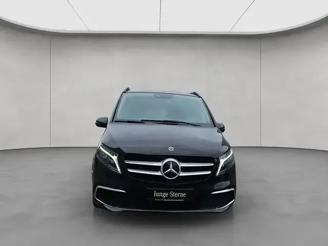 Mercedes-Benz V 250