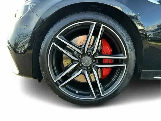 Mercedes-Benz E 63 AMG