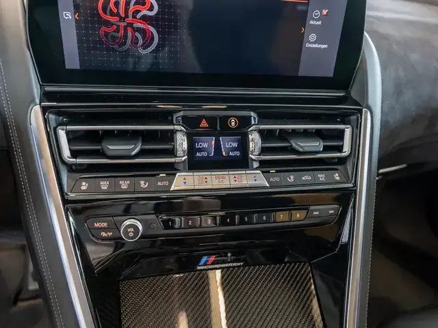 BMW M8