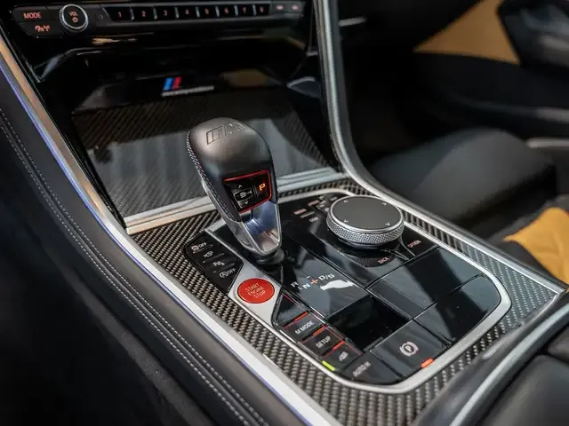 BMW M8