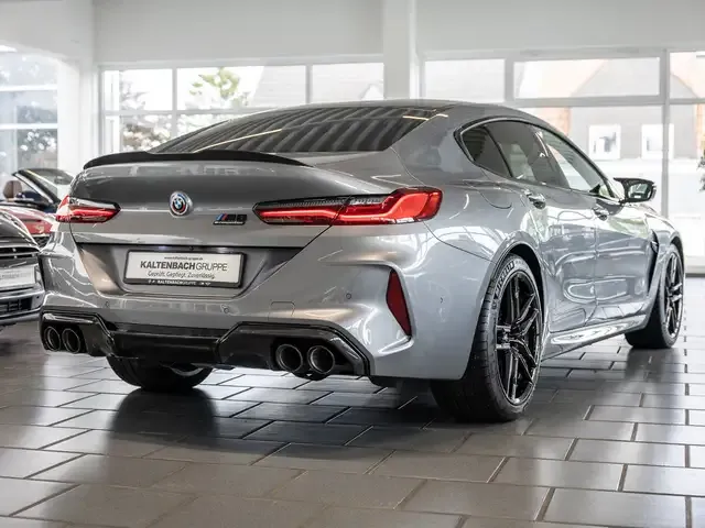 BMW M8