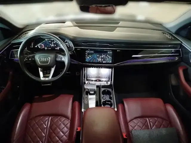 Audi SQ8