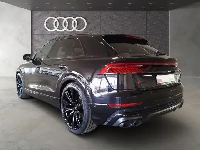 Audi SQ8