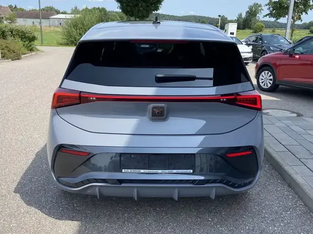 CUPRA Born