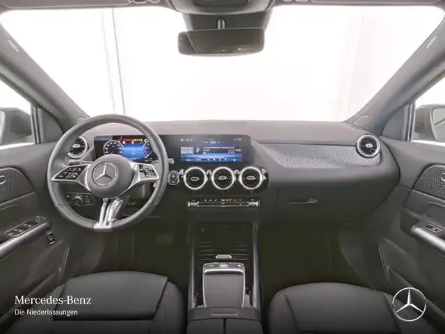 Mercedes-Benz GLA 180