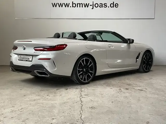 BMW M850