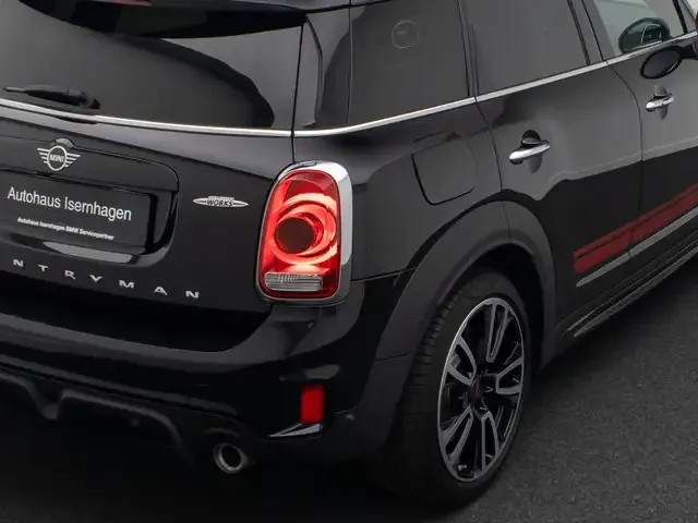 MINI John Cooper Works Countryman